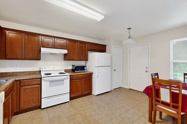 8627 Cedar Post Court, Dallas, TX 75227