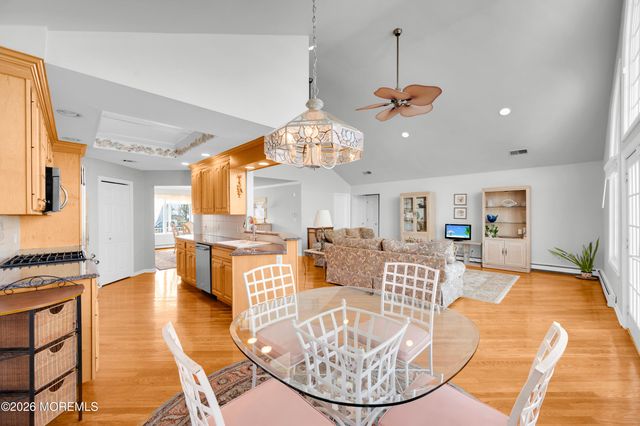 601 N End Avenue, Toms River, NJ 08753