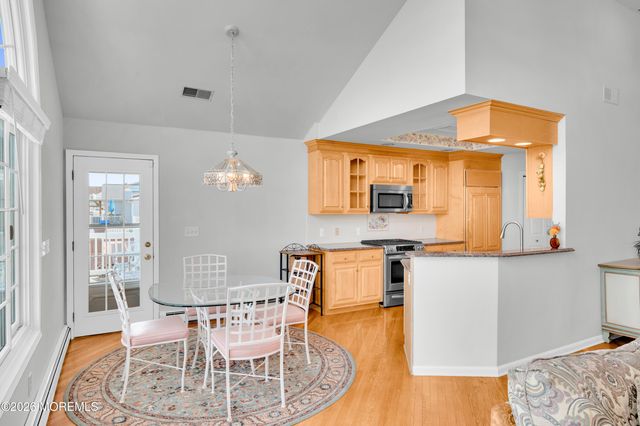 601 N End Avenue, Toms River, NJ 08753