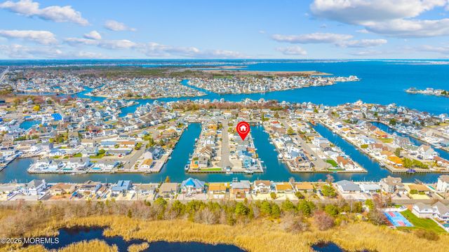 601 N End Avenue, Toms River, NJ 08753