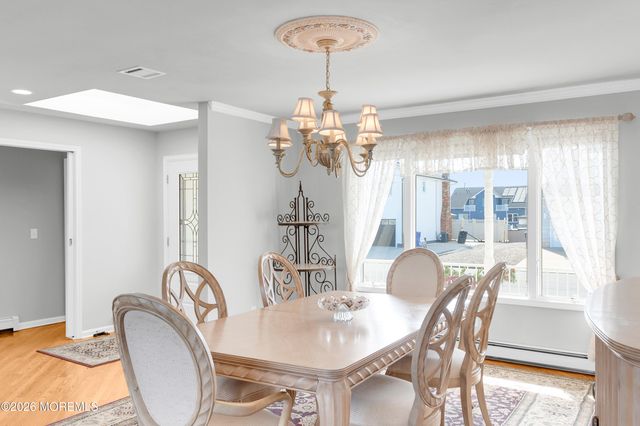601 N End Avenue, Toms River, NJ 08753