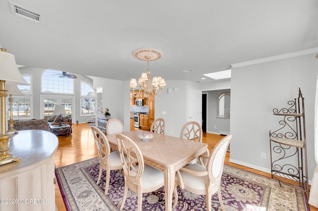 601 N End Avenue, Toms River, NJ 08753