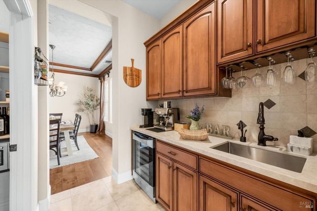 4157 Shelly Ln, Vacaville, CA 95688