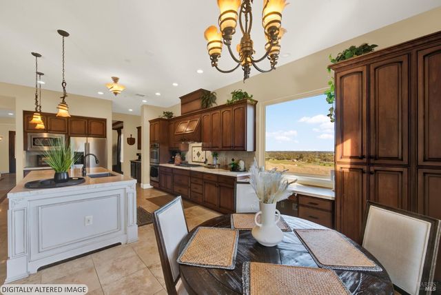 4157 Shelly Ln, Vacaville, CA 95688