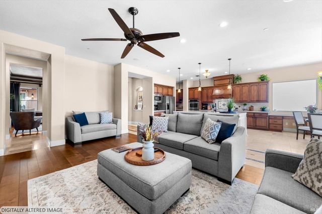 4157 Shelly Ln, Vacaville, CA 95688