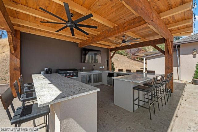 4157 Shelly Ln, Vacaville, CA 95688