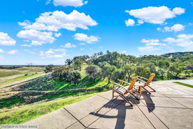 4157 Shelly Ln, Vacaville, CA 95688