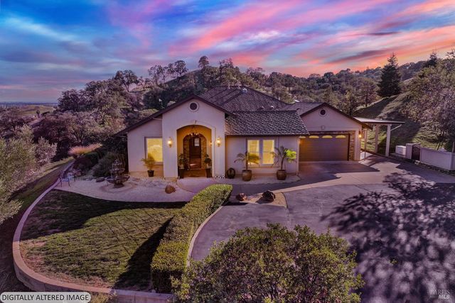 4157 Shelly Ln, Vacaville, CA 95688