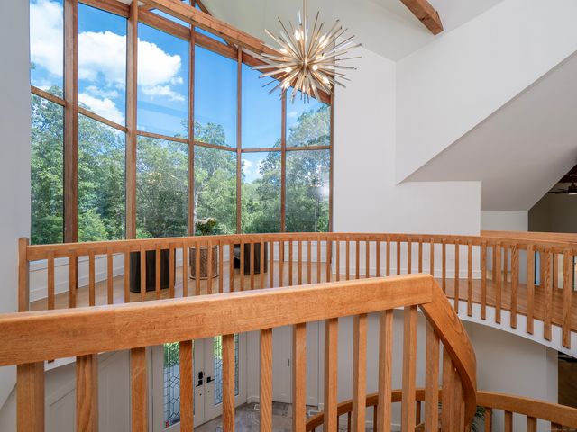 21 Woods End Drive, Wilton, CT 06897