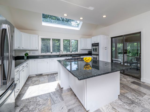 21 Woods End Drive, Wilton, CT 06897