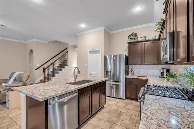 34 Sawbridge Circle, Spring, TX 77389