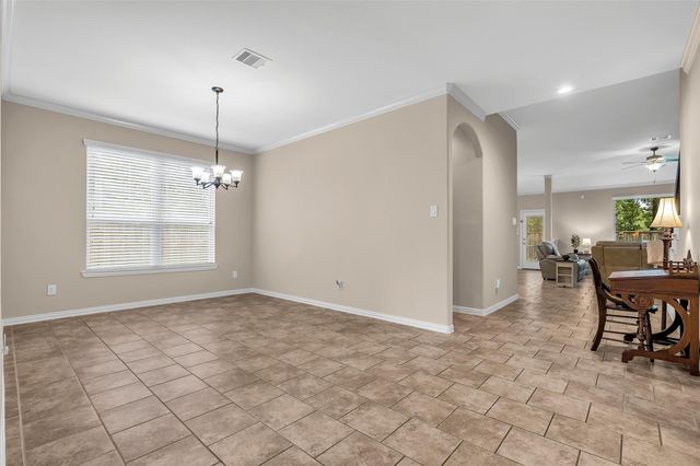 34 Sawbridge Circle, Spring, TX 77389