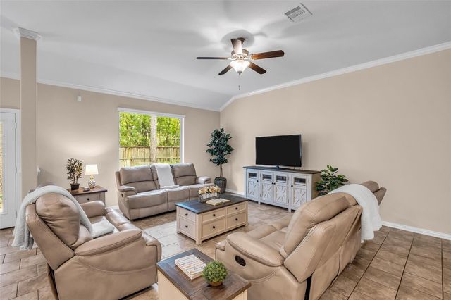 34 Sawbridge Circle, Spring, TX 77389