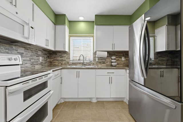 7489 Cook Road, Houston, TX 77072