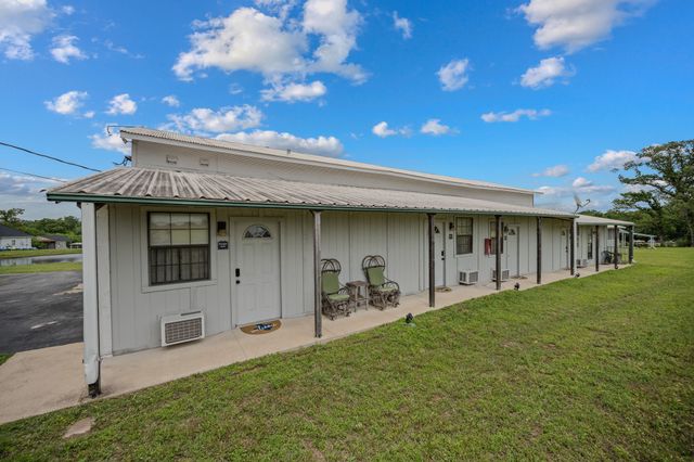 552 Vz County Road 2142, Wills Point, TX 75169