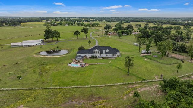552 Vz County Road 2142, Wills Point, TX 75169