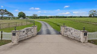 552 Vz County Road 2142, Wills Point, TX 75169