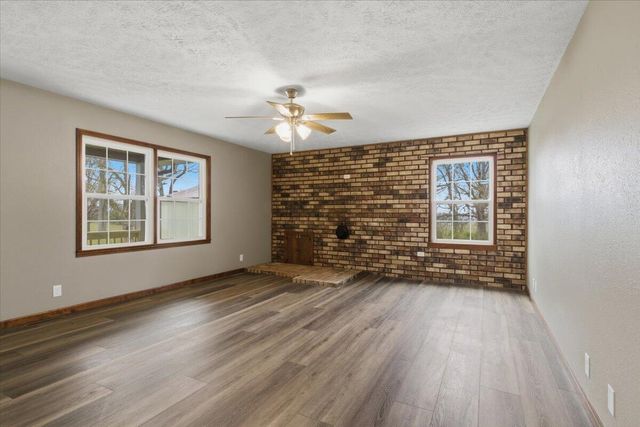 165 Raintree Road, Buffalo, MO 65622