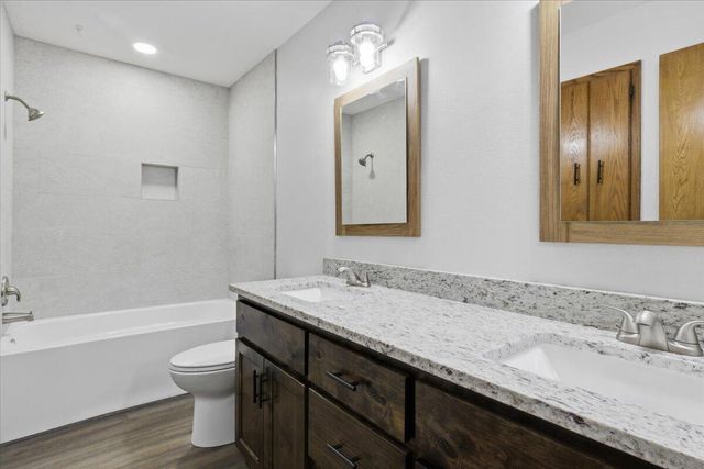 165 Raintree Road, Buffalo, MO 65622