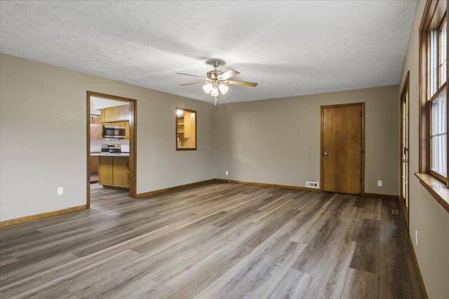 165 Raintree Road, Buffalo, MO 65622