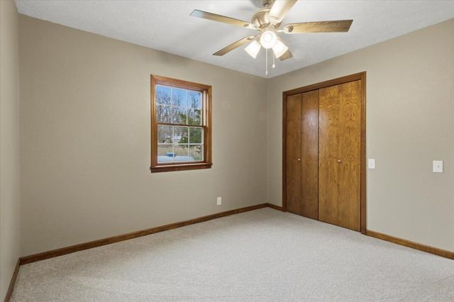 165 Raintree Road, Buffalo, MO 65622