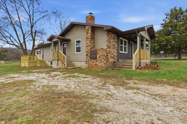 165 Raintree Road, Buffalo, MO 65622