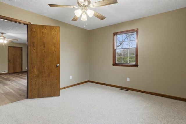 165 Raintree Road, Buffalo, MO 65622