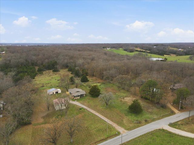 165 Raintree Road, Buffalo, MO 65622