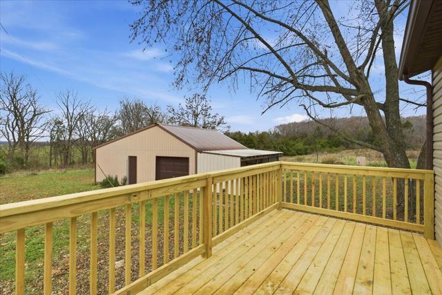 165 Raintree Road, Buffalo, MO 65622