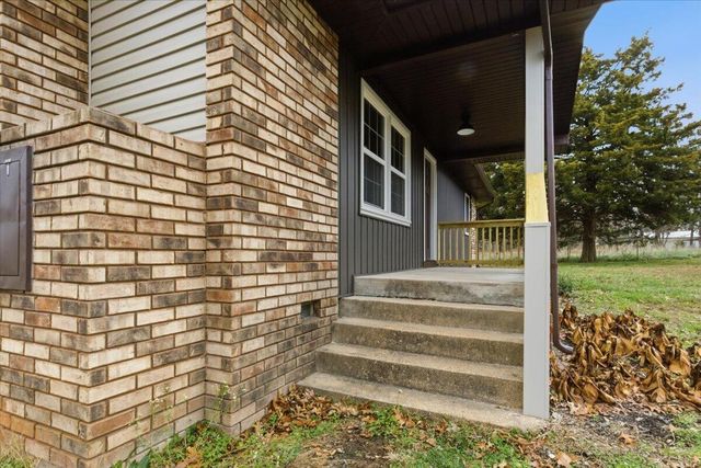 165 Raintree Road, Buffalo, MO 65622