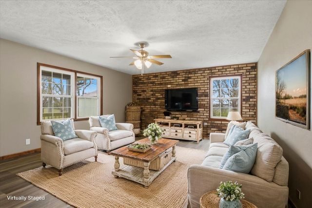 165 Raintree Road, Buffalo, MO 65622