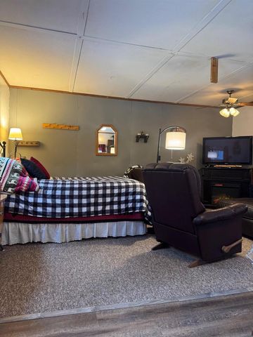 N7116 W LAKE CREST DRIVE, Shawano, WI 54166