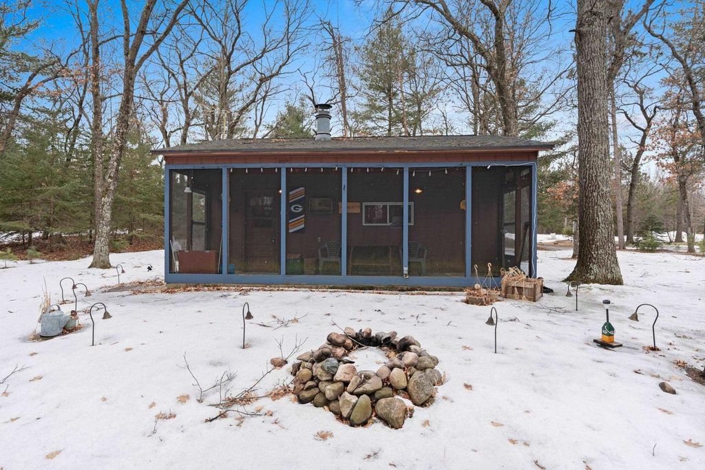 N7116 W LAKE CREST DRIVE, Shawano, WI 54166