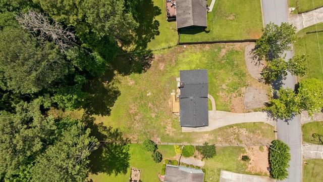 371 Pine Valley Road SW, Mableton, GA 30126