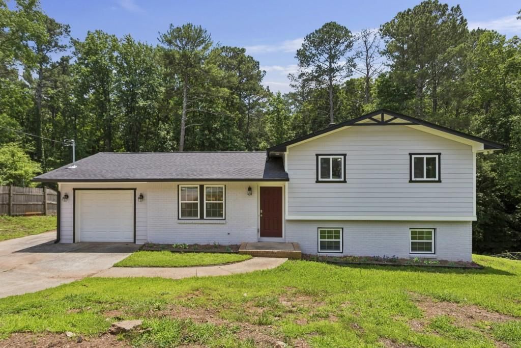 371 Pine Valley Road SW, Mableton, GA 30126