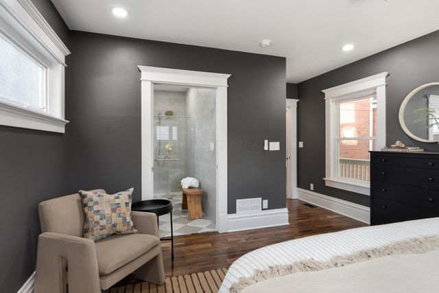 38 E Welch Avenue, Columbus, OH 43207