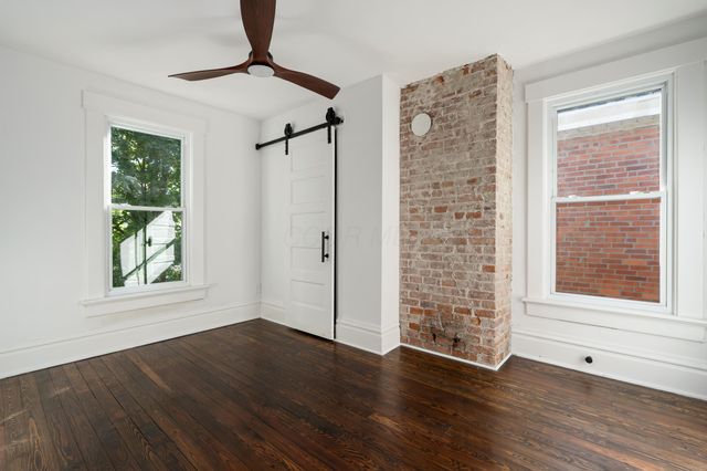 38 E Welch Avenue, Columbus, OH 43207