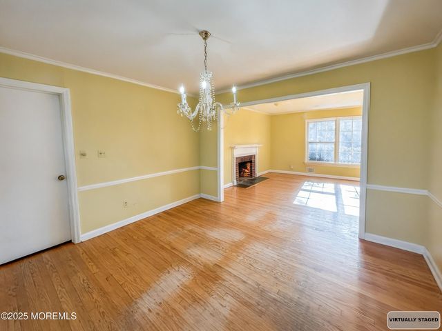 35 Woodland Drive, Middletown, NJ 07748