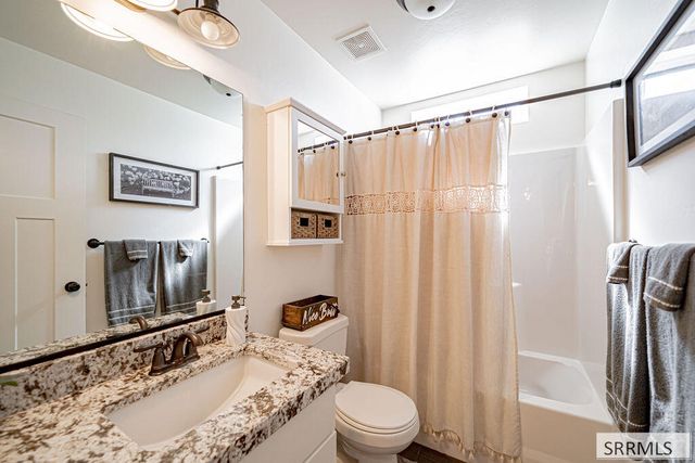 4216 E Vision Drive, Idaho Falls, ID 83401