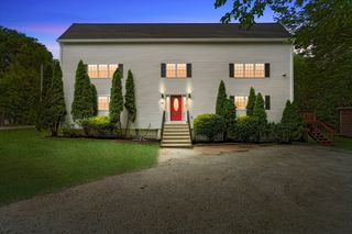 44 Everett Avenue, Shrewsbury, MA 01545