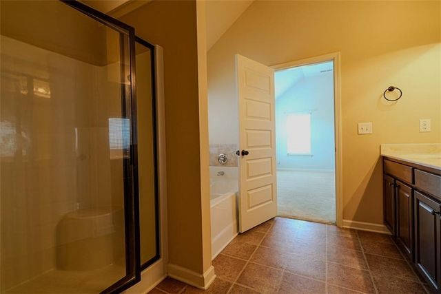 921 Prather Court, Loganville, GA 30052