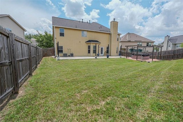 921 Prather Court, Loganville, GA 30052
