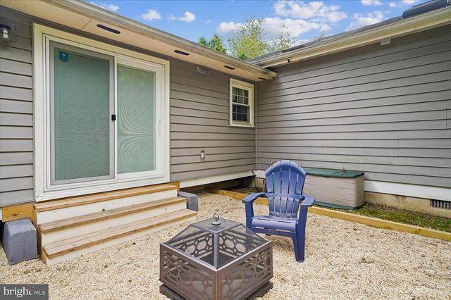 1248 HILLTOP DR, Annapolis, MD 21409