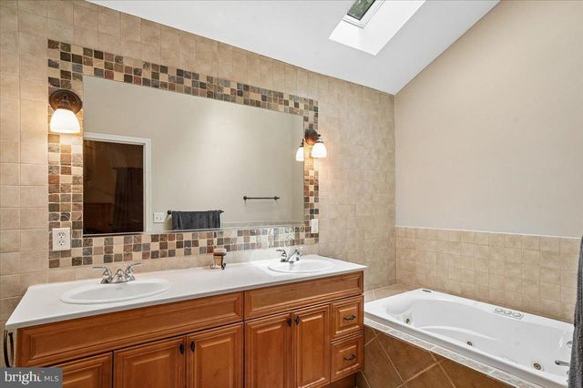 1248 HILLTOP DR, Annapolis, MD 21409