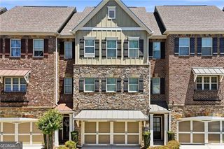 950 Opelousas Way, Atlanta, GA 30328