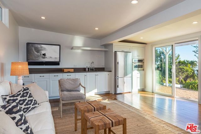 27727 Pacific Coast Highway, Malibu, CA 90265