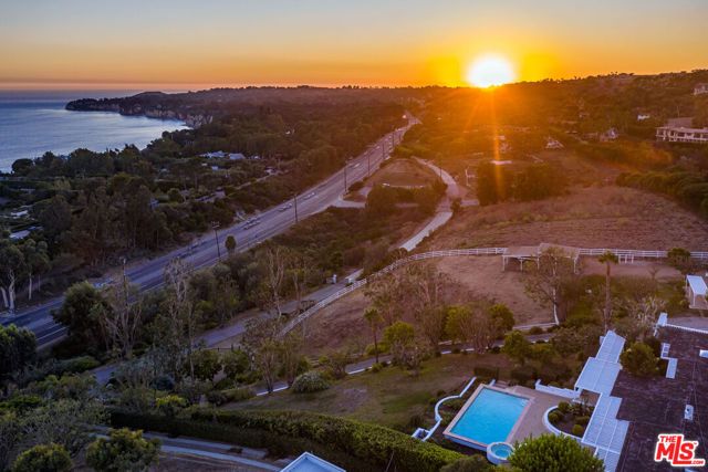 27727 Pacific Coast Highway, Malibu, CA 90265