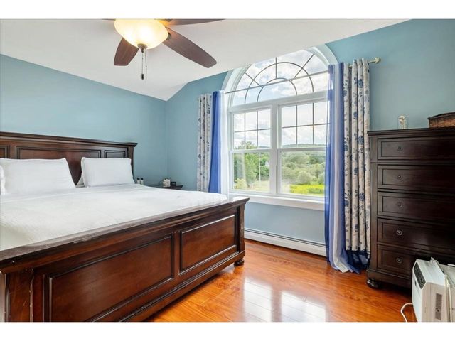 11 Craftsfield Road, Fairfax, VT 05454