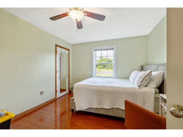 11 Craftsfield Road, Fairfax, VT 05454