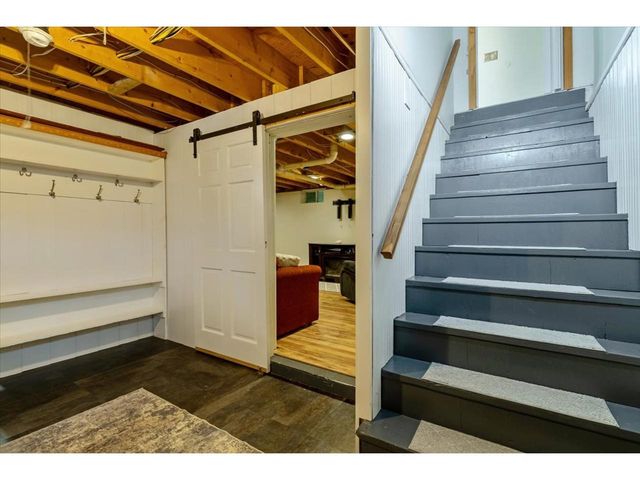 11 Craftsfield Road, Fairfax, VT 05454